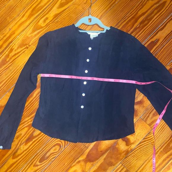 Annie Alexander Black 100% Silk Mother of Pearl Button Blouse, Size Medium - Picture 6 of 7